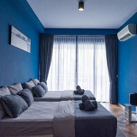 Deluxe Seaview Suite Twin Bed By The Only Bnb Tanjung Tokong Eksteriør bilde